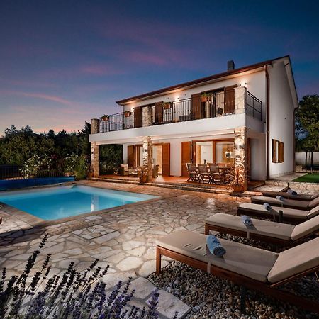 Villa Sara - Perfect Family Holiday Brzac ภายนอก รูปภาพ